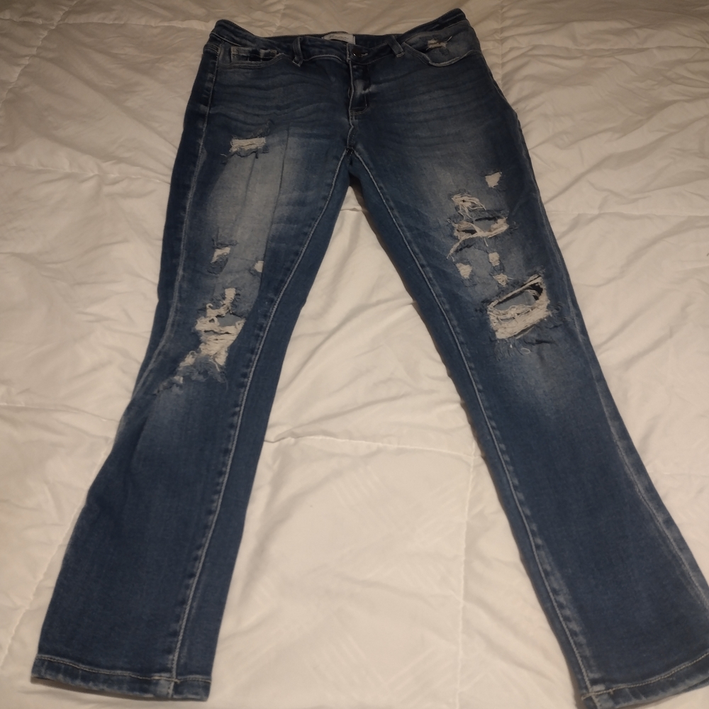 KanCan Distressed Straight Leg Jeans in Blue